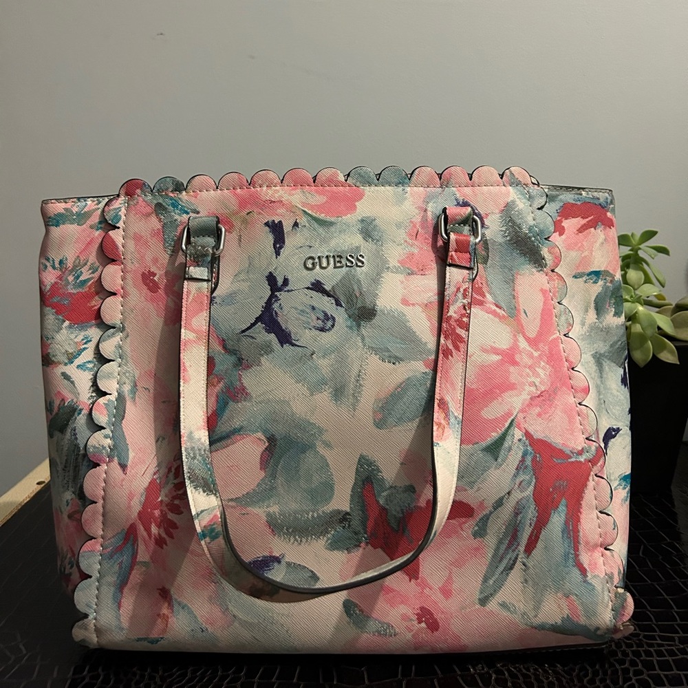 Guess Floral Purse